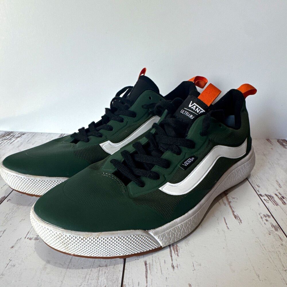 VANS UltraRange Men’s Low Top Lace-Up Cushioned Sneakers Green/White/Black